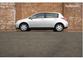 VERSA 5P (2006-2011)