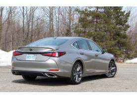 LEXUS ES (2018-ACTUEL) 